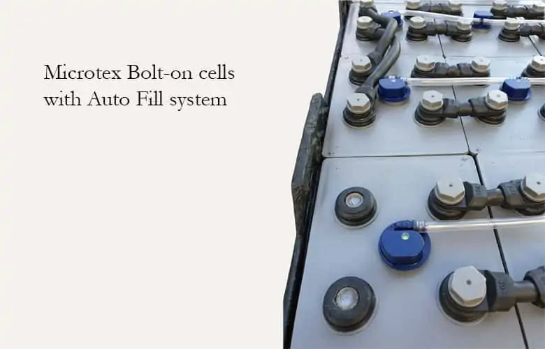 Bolt on battery terminal connectors for forklift battery quick disconnect